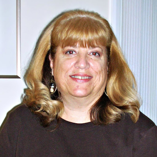Denise Sharp Photo 31