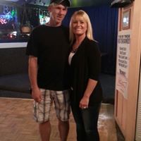 Julie Surratt Photo 9