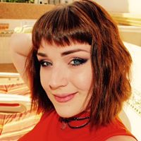 Catherine Nicholas Photo 25