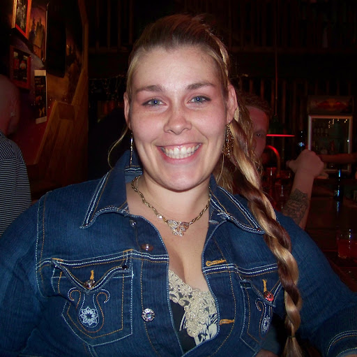 Jessica Holloway Photo 42