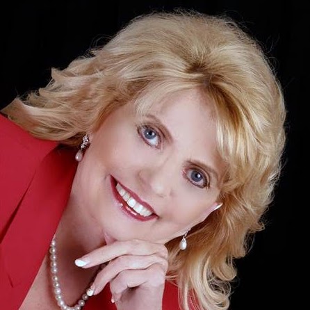 Patricia Blanchette Photo 8