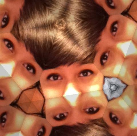 Cynthia Gonzales Photo 14