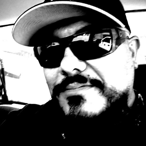 Frank Munoz Photo 29