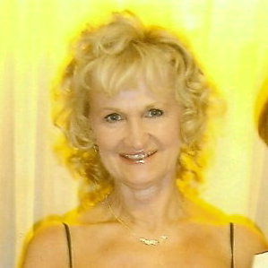 Janis Arnold Photo 19