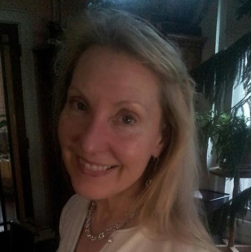 Laura Knoerr Photo 4