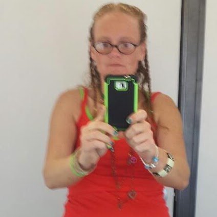Ellen Powell Photo 19