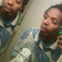 Derrick Toliver Photo 3