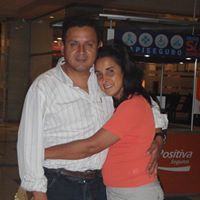 Elizabeth Pardo Photo 18