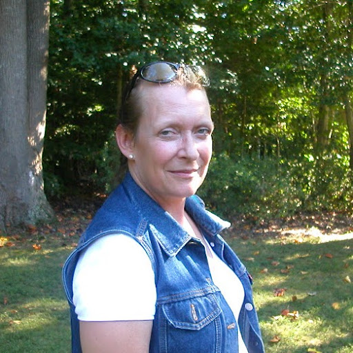 Bobbi Watson Photo 23