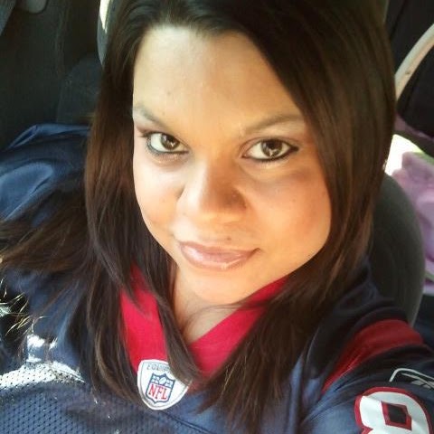 Crystal Munoz Photo 13