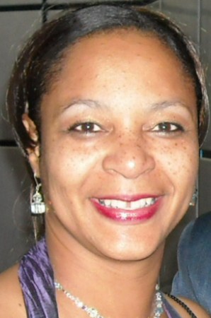 Andrea Jones Photo 45