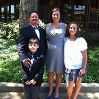 April Dykes Photo 26