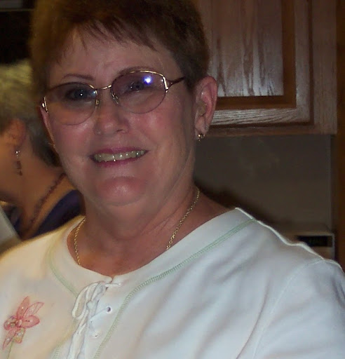 Ellen Gore Photo 7