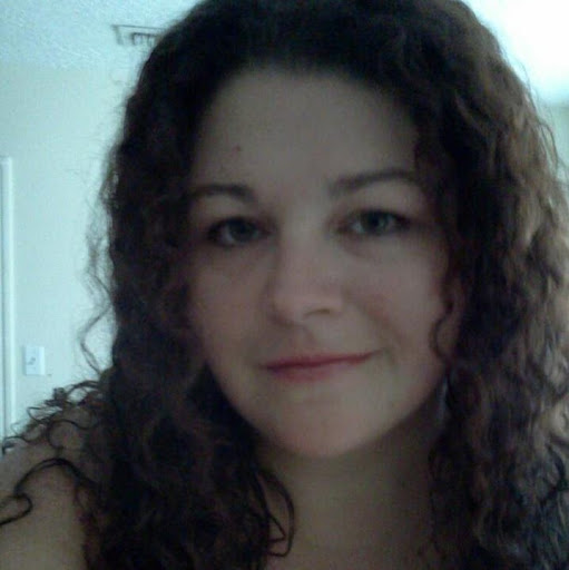 Michelle Holt Photo 40