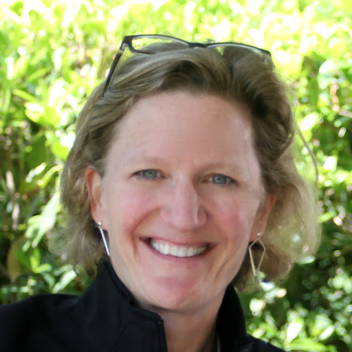 Julie Howe Photo 35