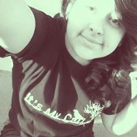 Johanna Vasquez Photo 10