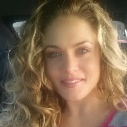 Tara King Photo 33