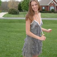 Alyssa Simmons Photo 25