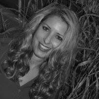 Elizabeth Cushing Photo 22