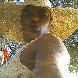 Sharon Roberson Photo 10