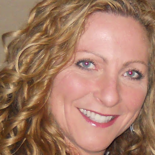 Lori Trainer Photo 7