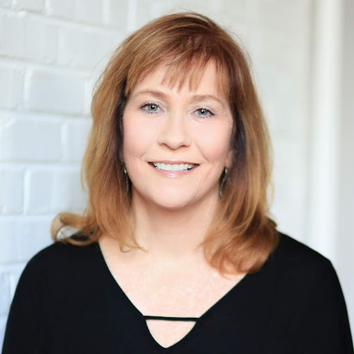 Therese Robinson Photo 6