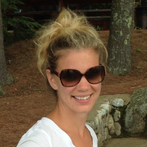 Sarah Romano Photo 35