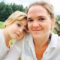 Sarah Mather Photo 41
