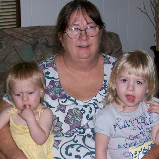 Beverly Robbins Photo 18