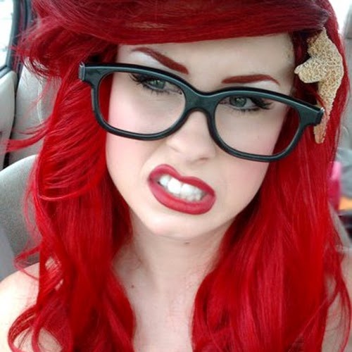 Traci Hines Photo 5