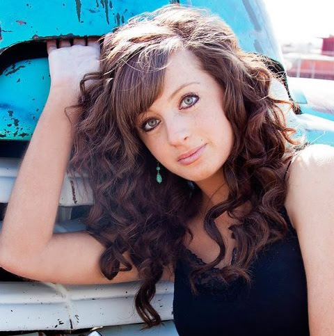 Sarah Kline Photo 30