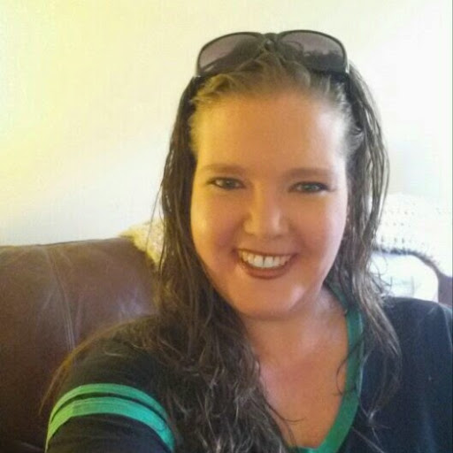 Julie Ferguson Photo 30