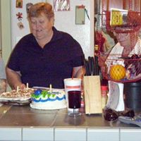 Carole Humphrey Photo 28