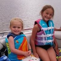 Sarah Peterson Photo 37