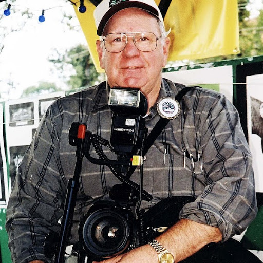 Ted Howell Photo 25
