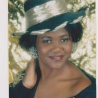 Cynthia Hooper Photo 26