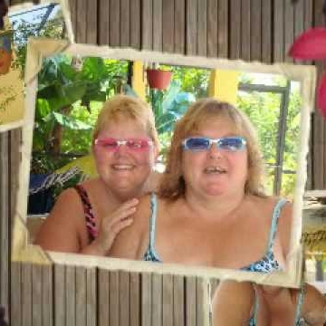 Debbie Lane Photo 18