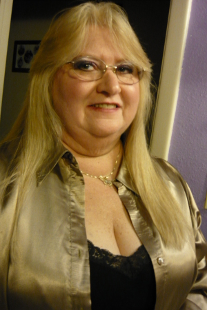 Shirley Moore Photo 24
