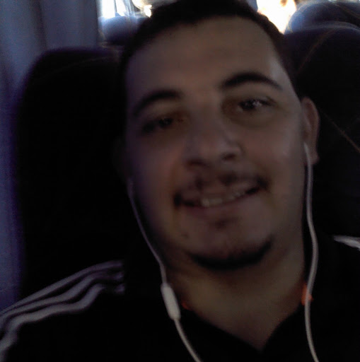 Charles Moreno Photo 15