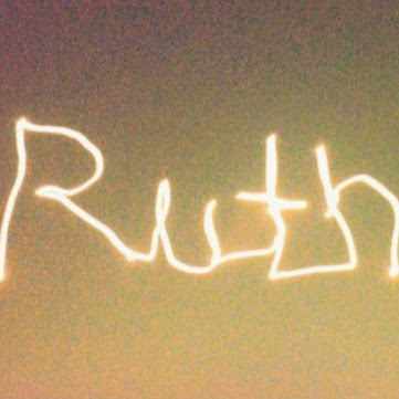 Ruth Singer Photo 23