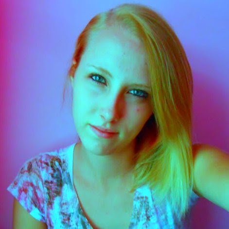Kayla Jacobs Photo 27