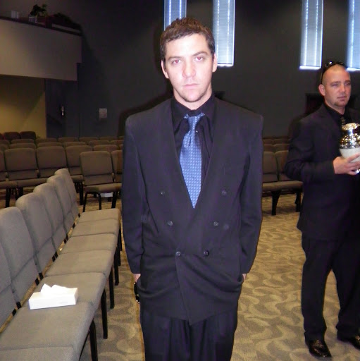 Jason Quinones Photo 34