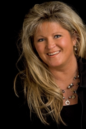 Debbie Dean Photo 40