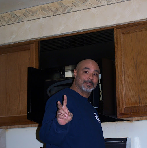 Michael Parish Photo 38