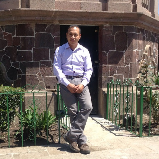 Gilberto Alvarado Photo 21