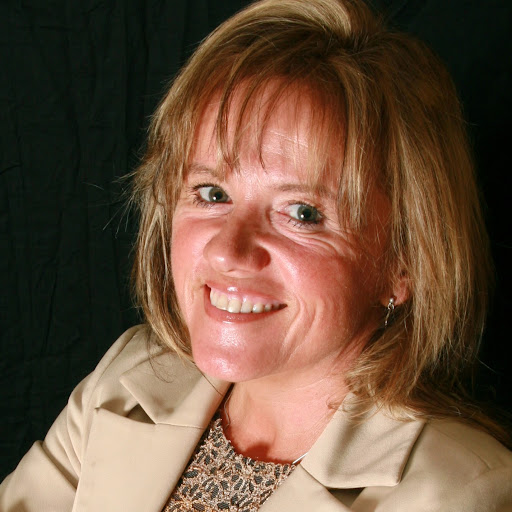 Debra Bradshaw Photo 5