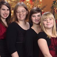 Angela Curtiss Photo 3