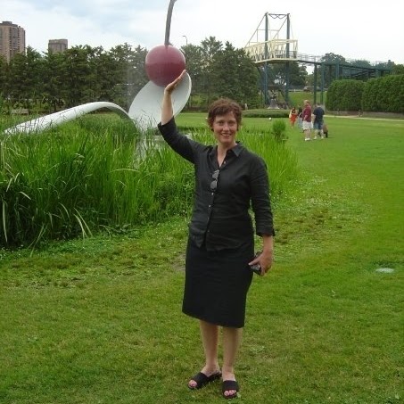 Sarah Roe Photo 20