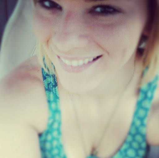 Brooke Nicholson Photo 25