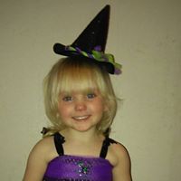 Amanda Conner Photo 11